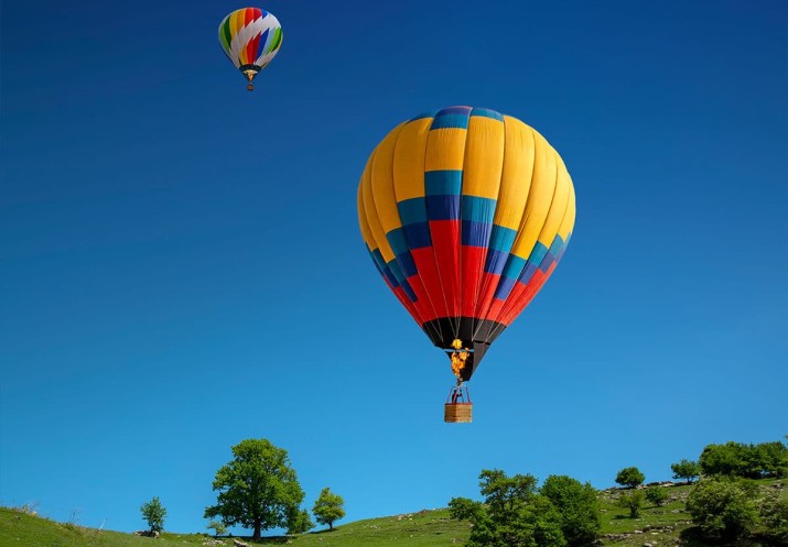 Find the best balloon tour company in Cappadocia, offering safe and unforgettable experiences with expert pilots, great service, and stunning views