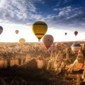 Discover what to expect on a hot air balloon ride in Cappadocia, enjoy stunning views, and learn about the unique experiences this adventure offers